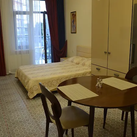 Gasthuis Zhk Santorini Odessa