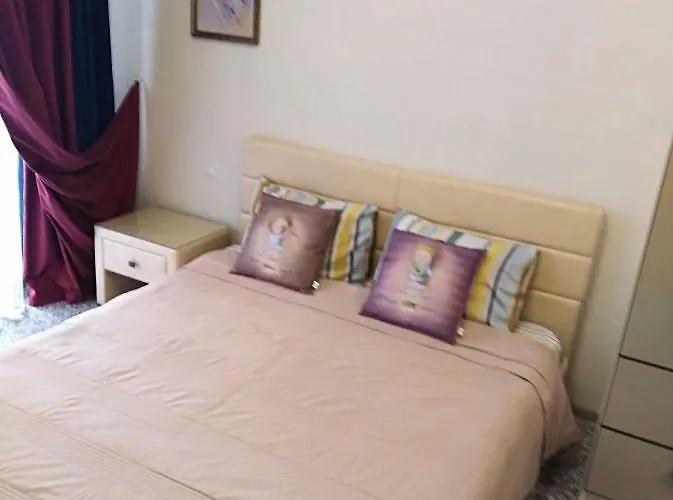 Affittacamere Zhk Santorini Odessa